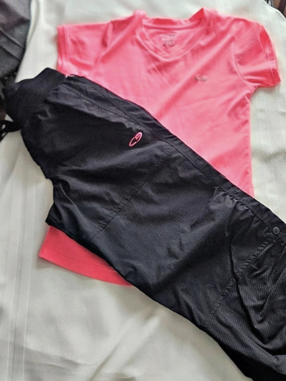 Champion Duo Dry Girls Athletic Set Pink & Black Size Medium